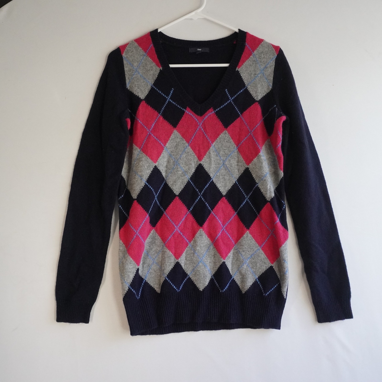 Gap Women's Argyle V Neck Sweater Navy Pink Gray Size S Y2k 80% Wool Blend